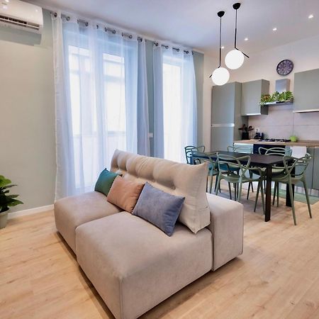 Politeama Charming Apartment Палермо Екстериор снимка