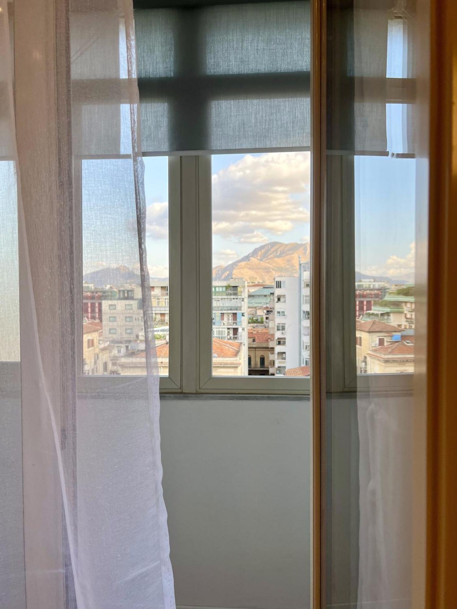 Politeama Charming Apartment Палермо Екстериор снимка