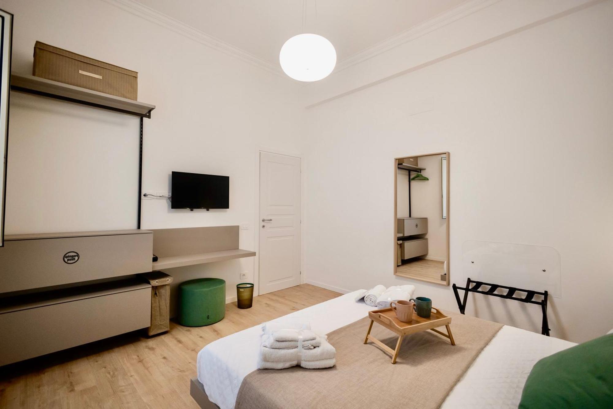 Politeama Charming Apartment Палермо Екстериор снимка