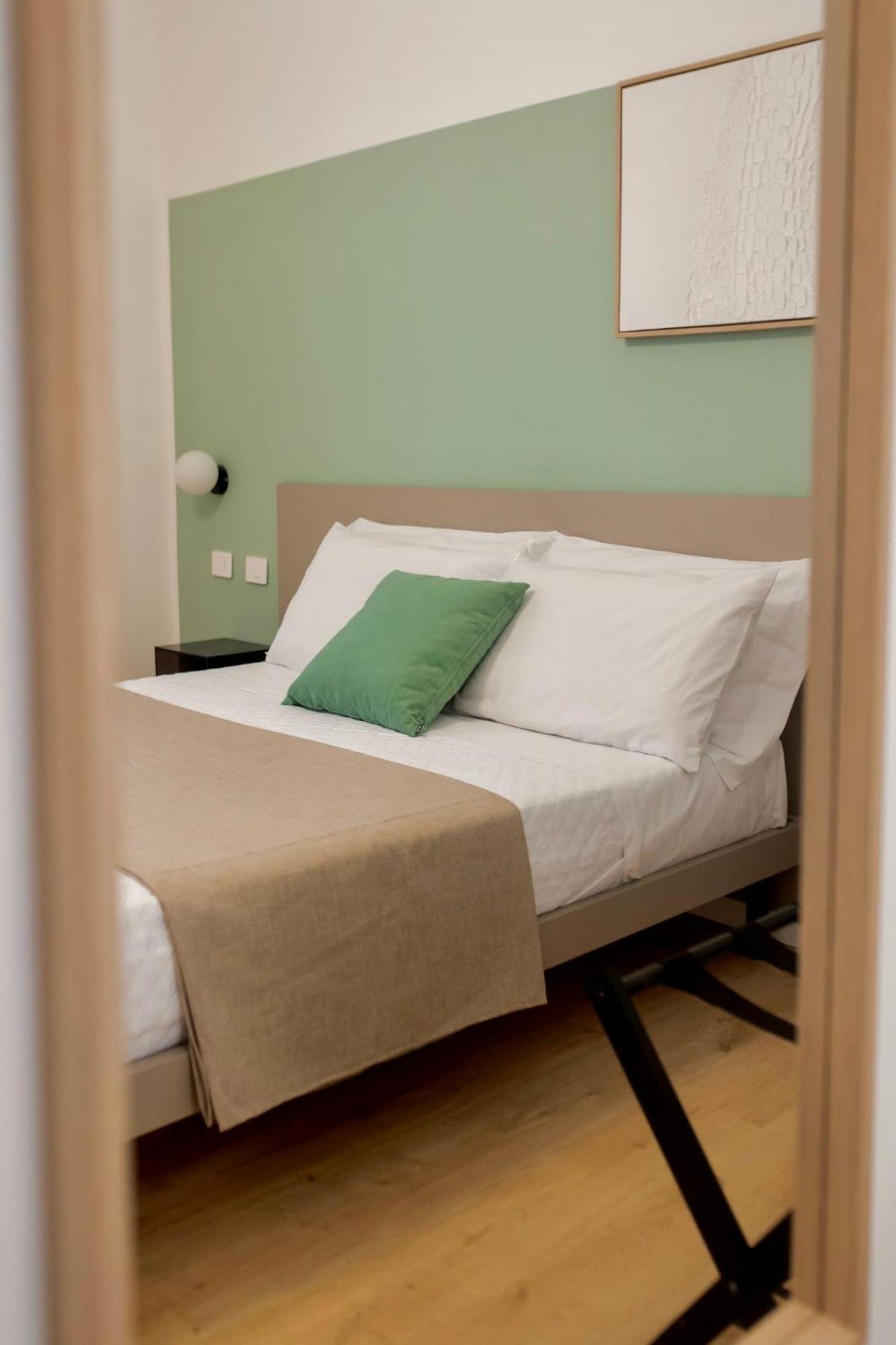 Politeama Charming Apartment Палермо Екстериор снимка