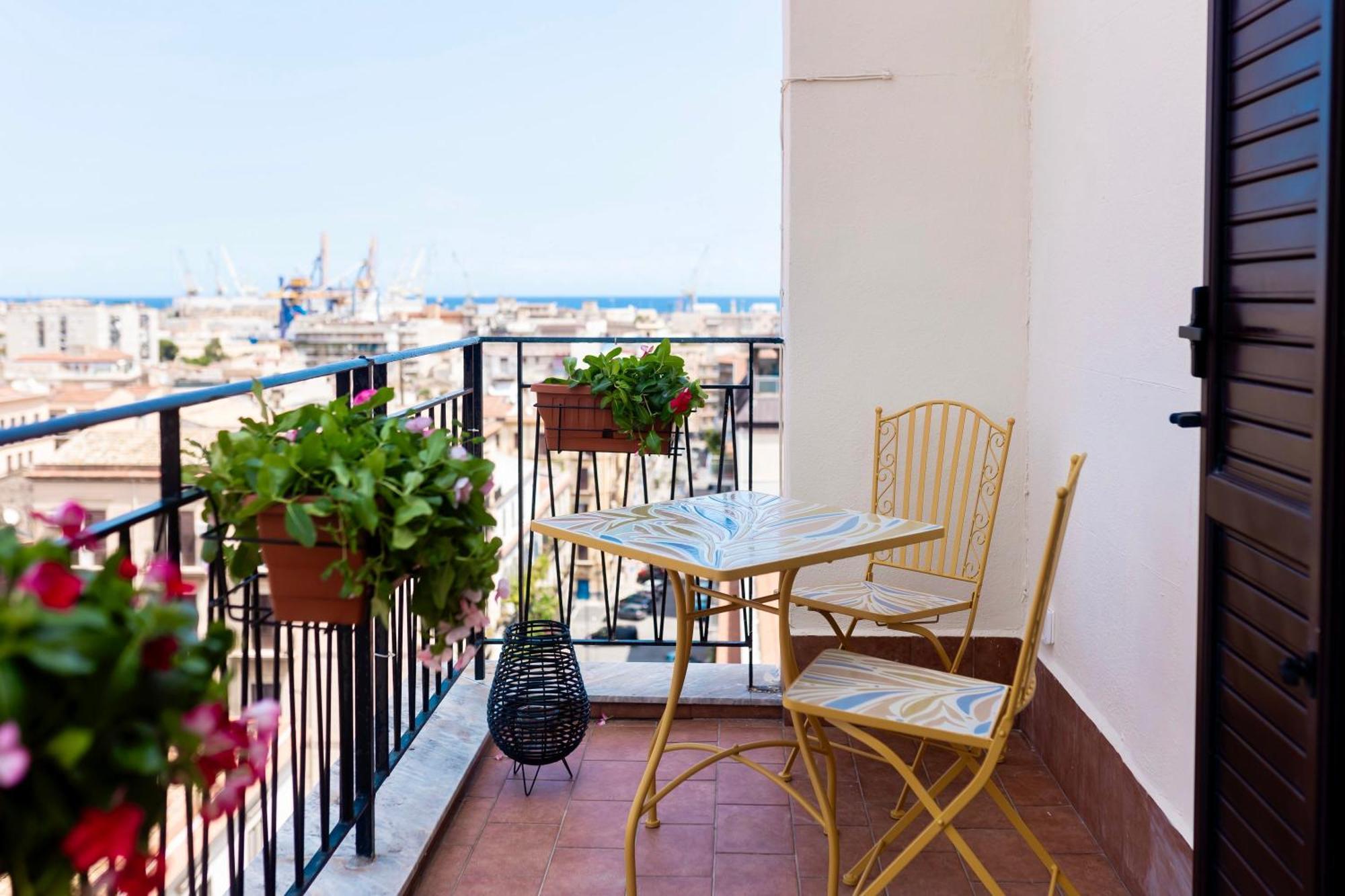 Politeama Charming Apartment Палермо Екстериор снимка